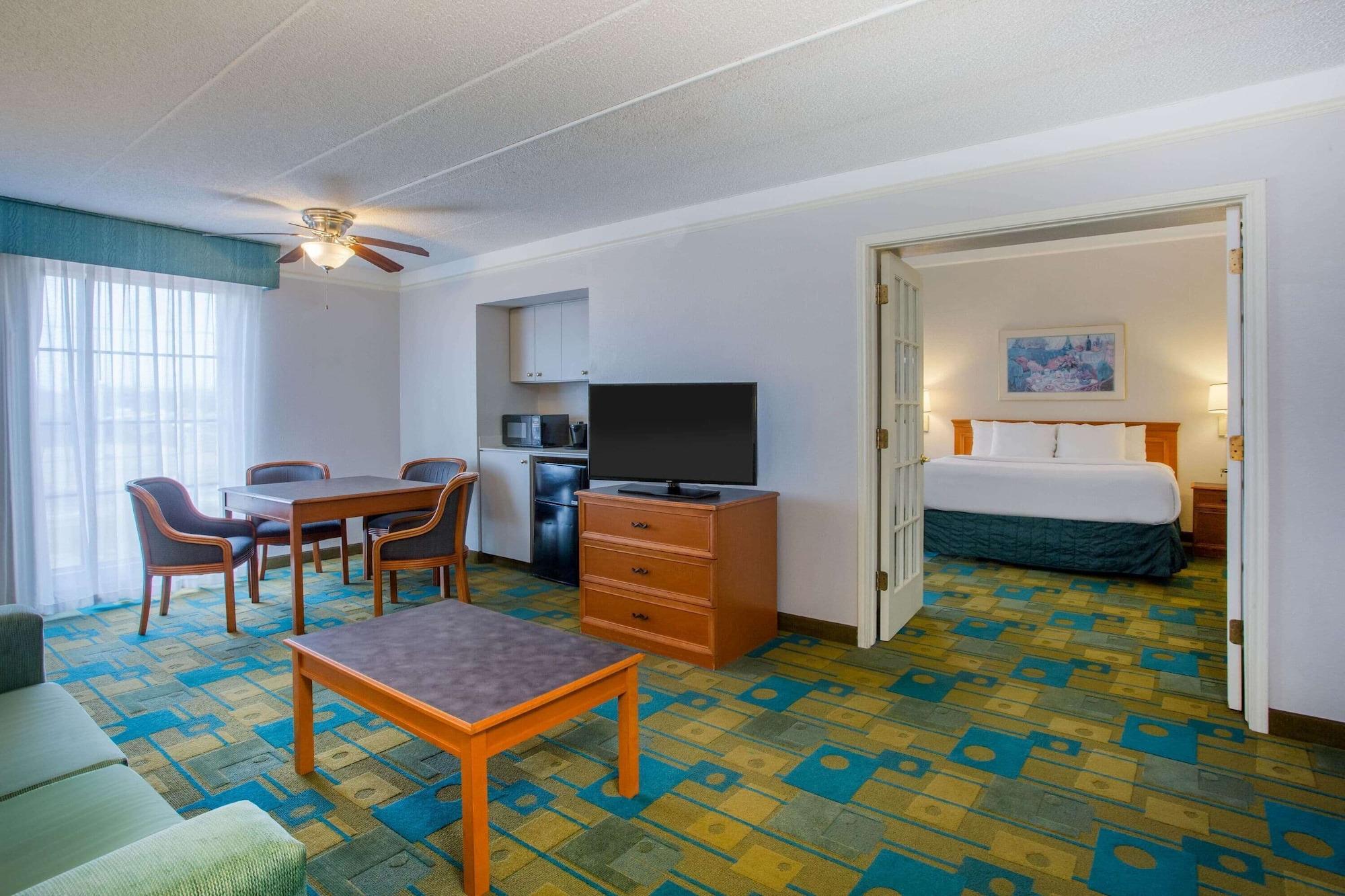 La Quinta Inn By Wyndham Norfolk Virginia Beach Ngoại thất bức ảnh