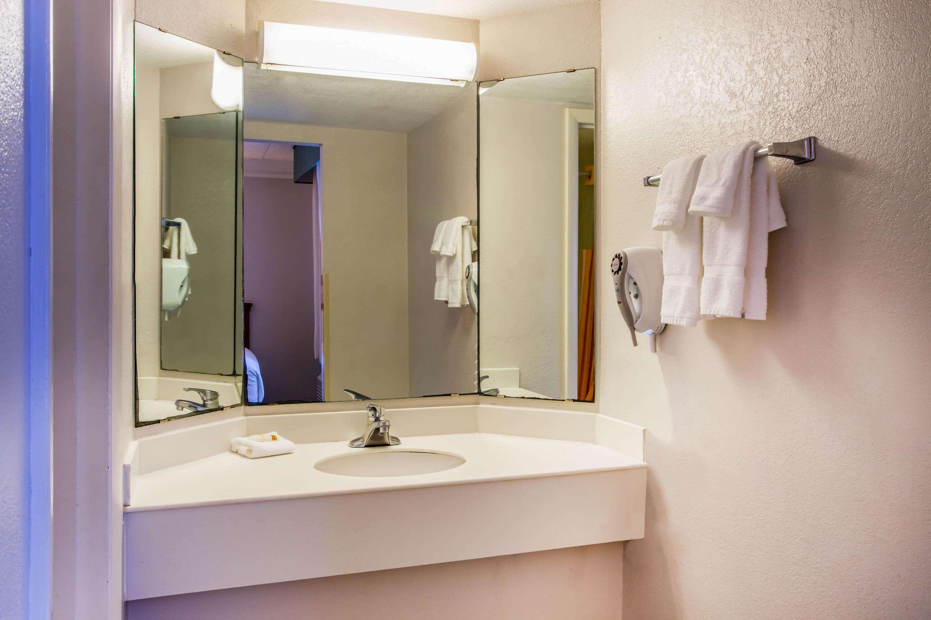 La Quinta Inn By Wyndham Norfolk Virginia Beach Ngoại thất bức ảnh