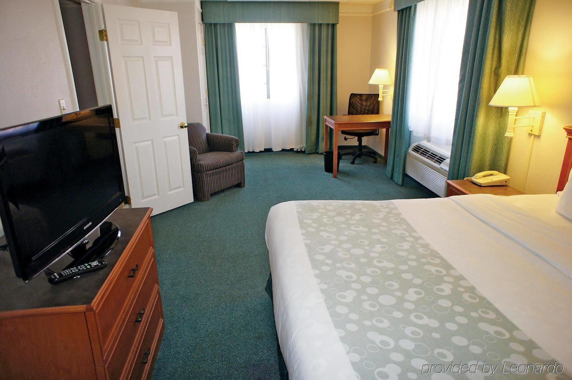 La Quinta Inn By Wyndham Norfolk Virginia Beach Ngoại thất bức ảnh